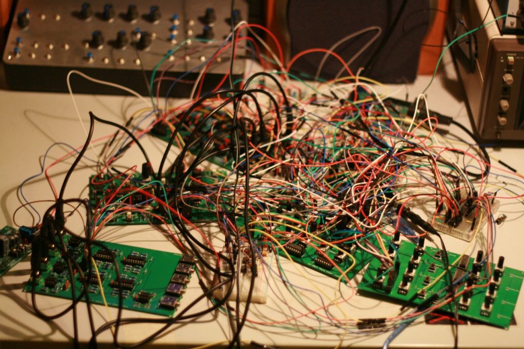 spaghetti Tasty chips electronics